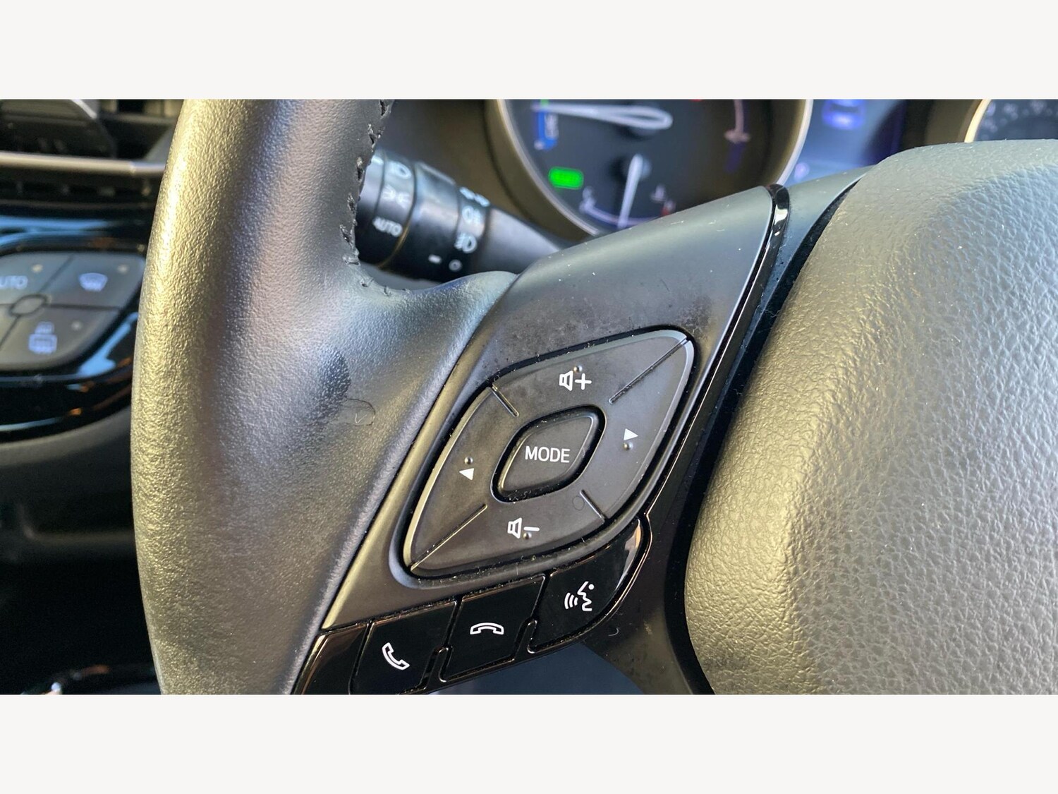 Used Toyota C-HR 2020 for sale - 77073968: Photo 31