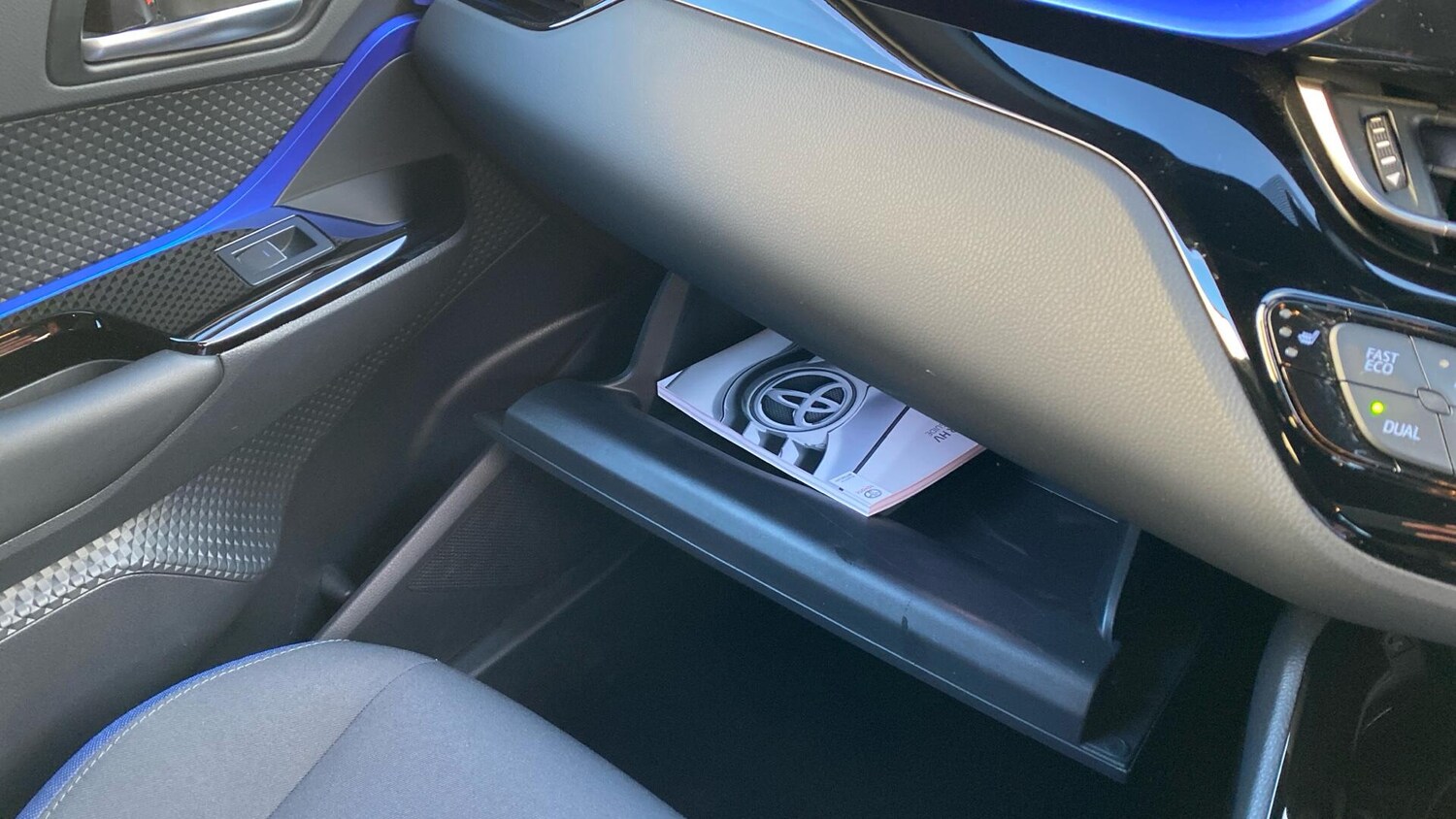 Used Toyota C-HR 2020 for sale - 77073968: Photo 44