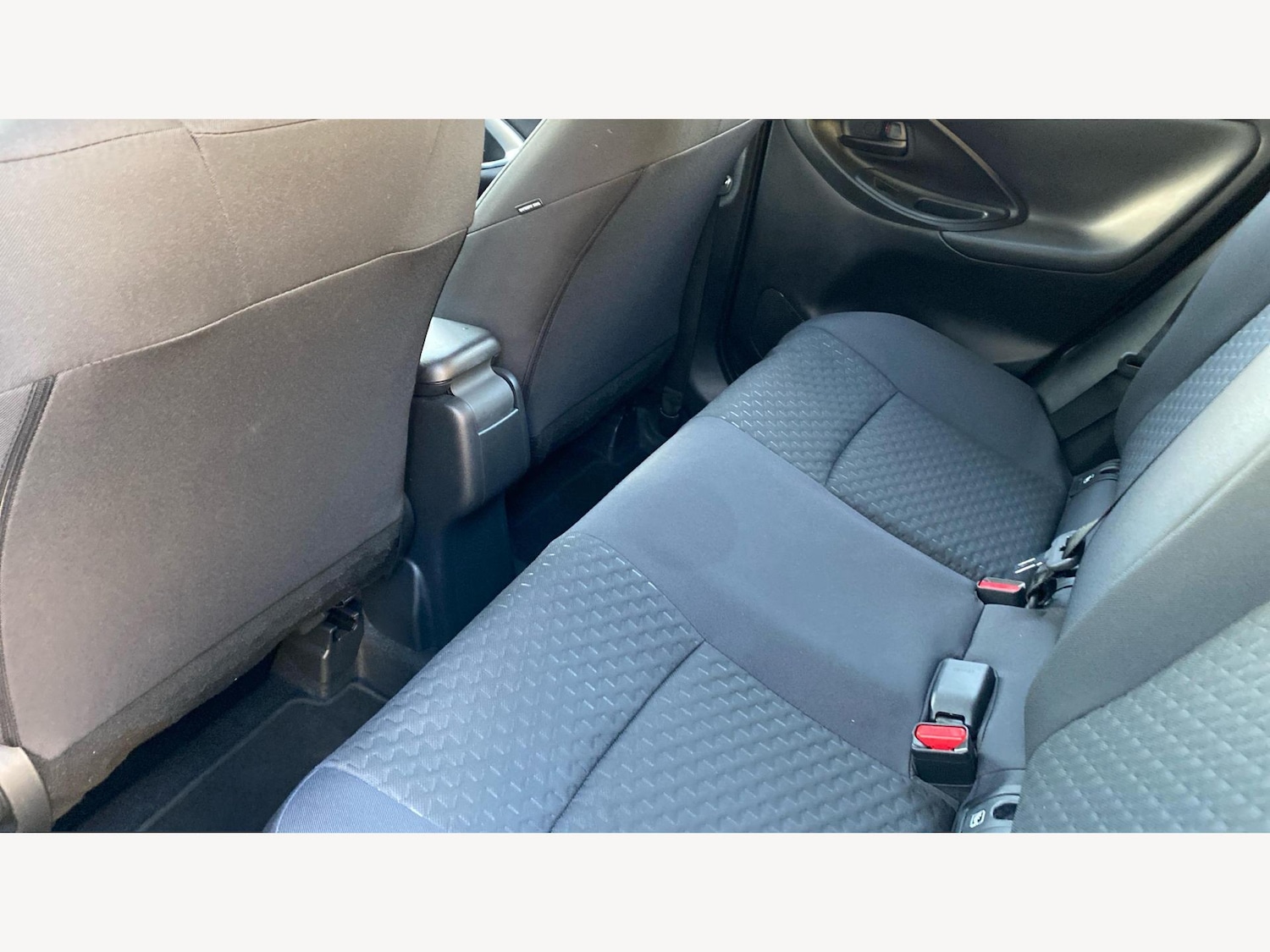 Used Toyota Yaris Cross 2025 for sale - 76926456: Photo 15