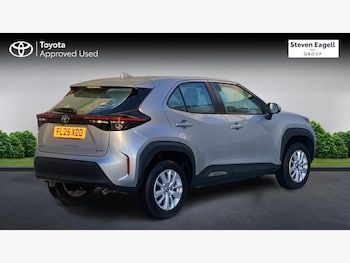 Used Toyota Yaris Cross 2025 for sale - 76926456: Photo