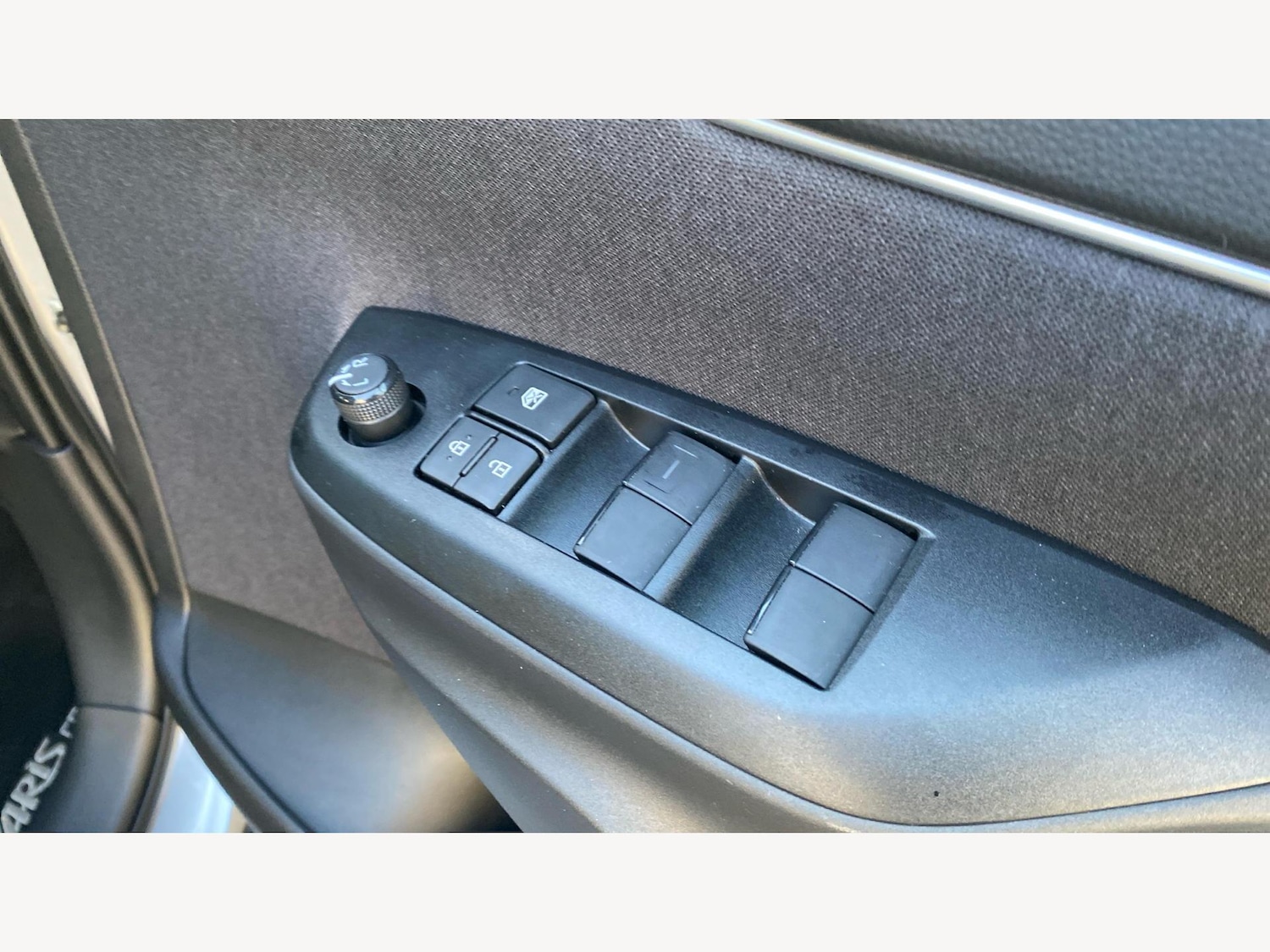 Used Toyota Yaris Cross 2025 for sale - 76926456: Photo 32