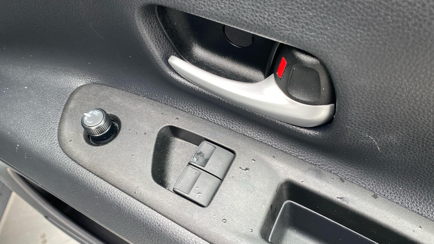 Used Toyota Aygo X 2024 for sale - 76823667: Photo 34