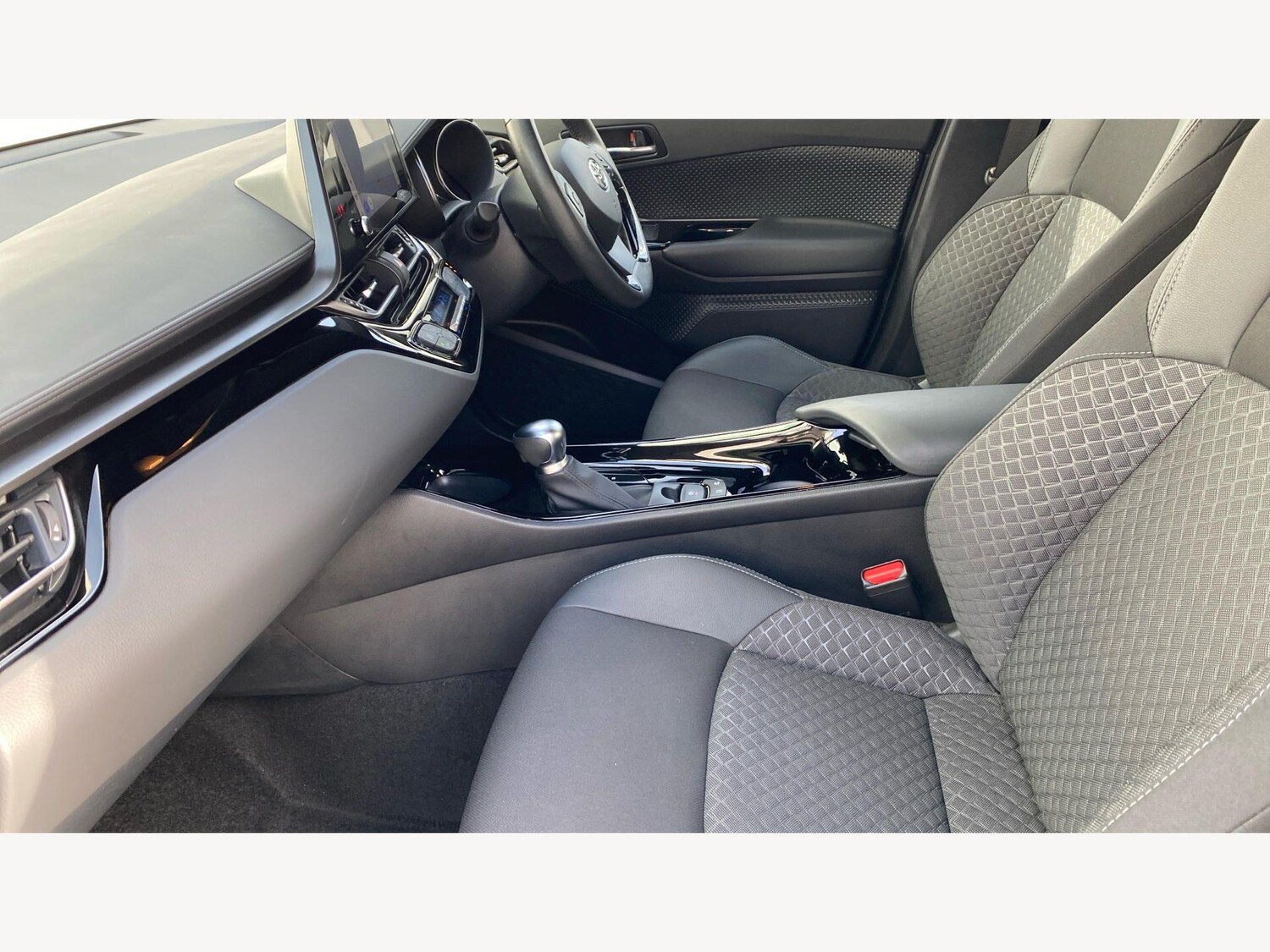 Used Toyota C-HR 2023 for sale - 78047386: Photo 12