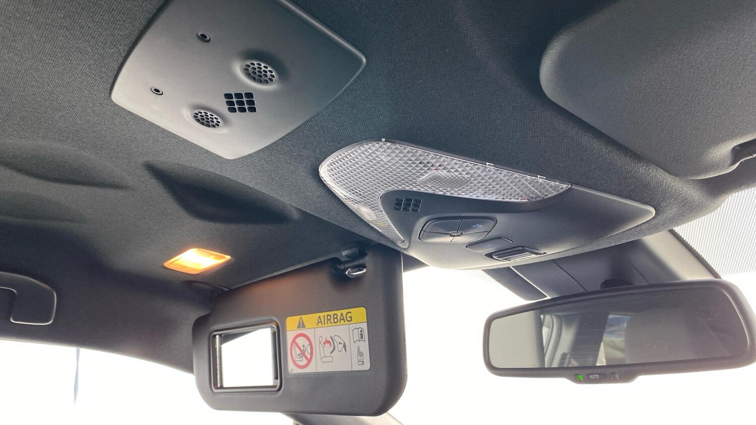 Used Toyota C-HR 2023 for sale - 78047386: Photo 47