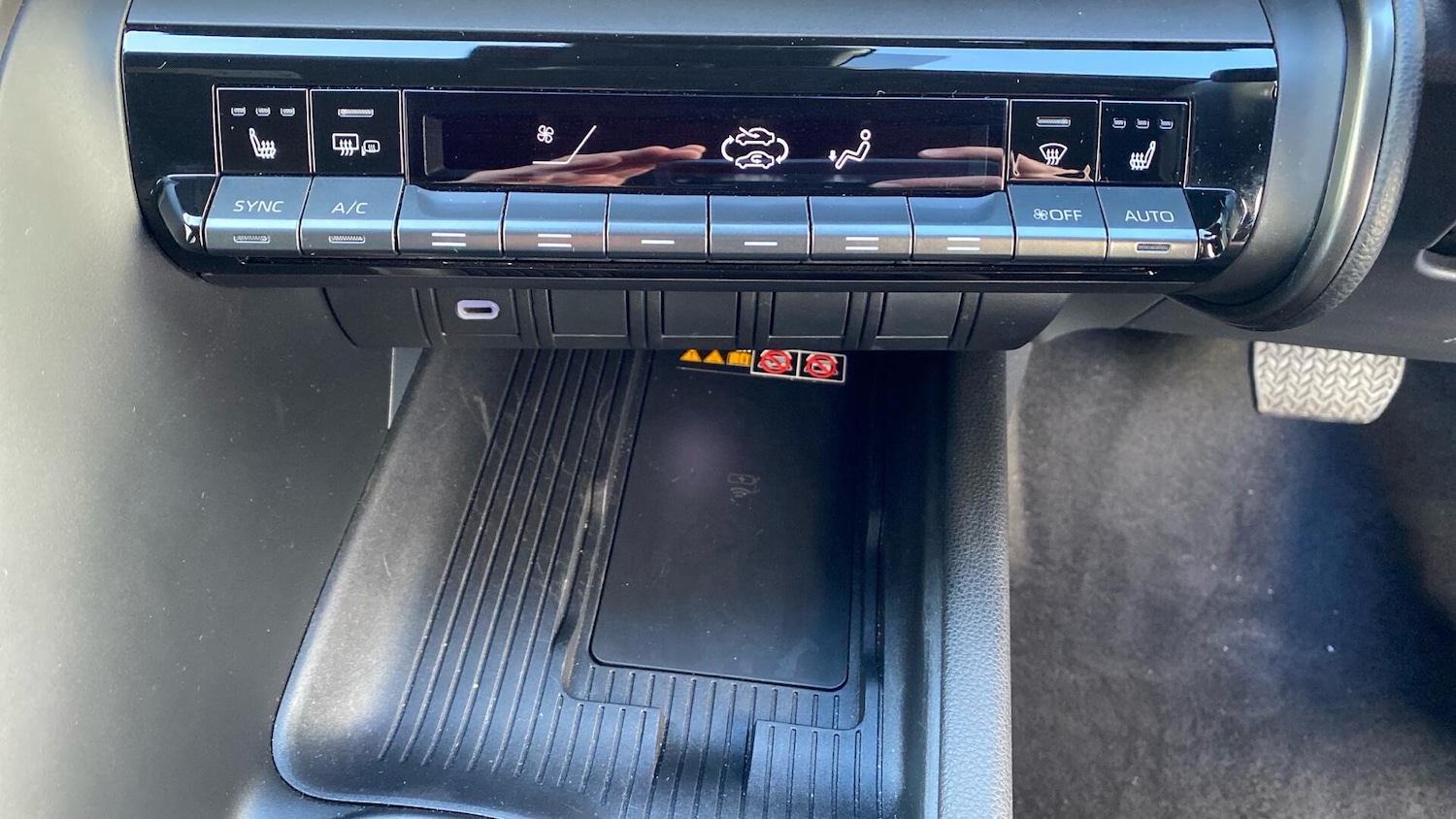 Used Toyota C-HR 2025 for sale - 77994320: Photo 44