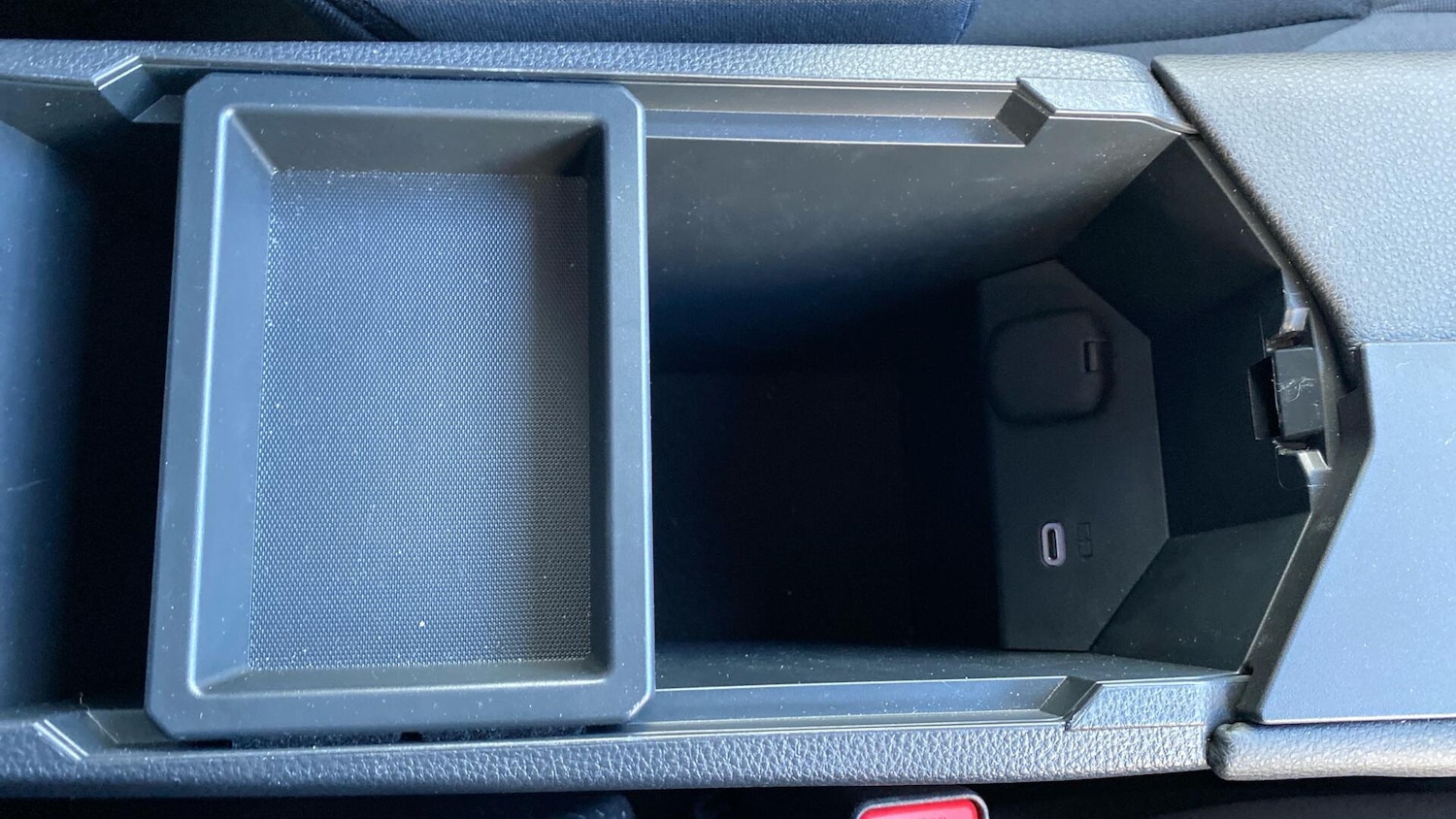 Used Toyota C-HR 2025 for sale - 77994320: Photo 46