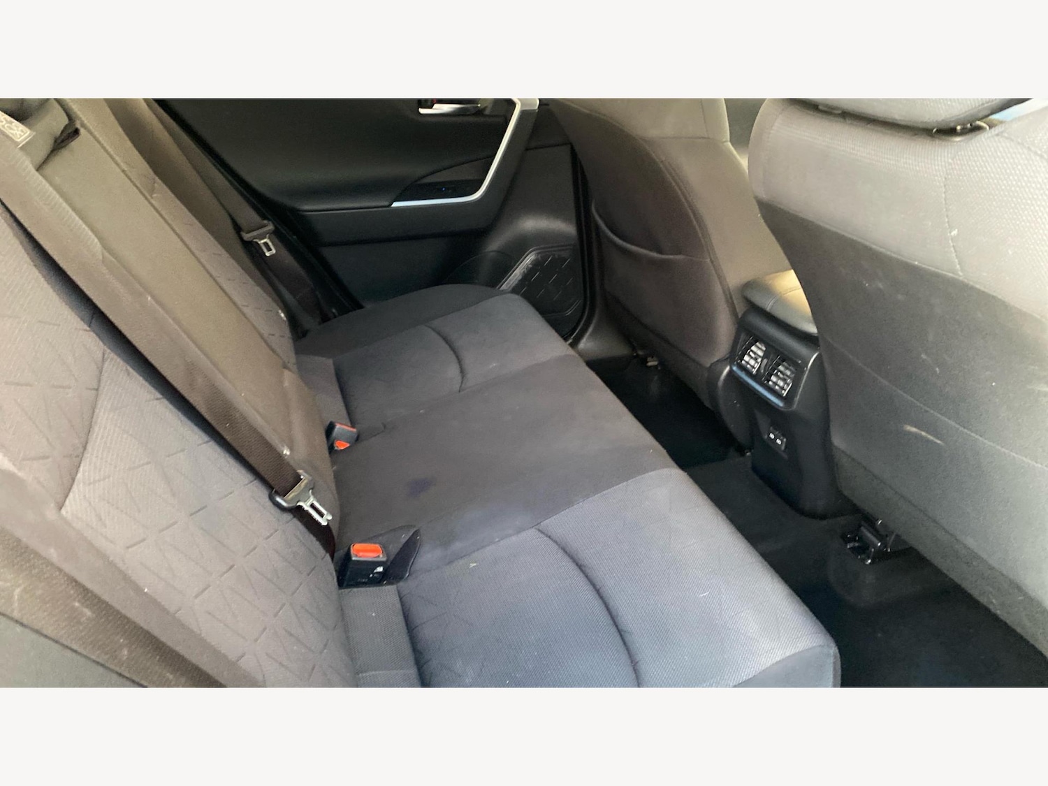 Used Toyota RAV4 2022 for sale - 76765470: Photo 14