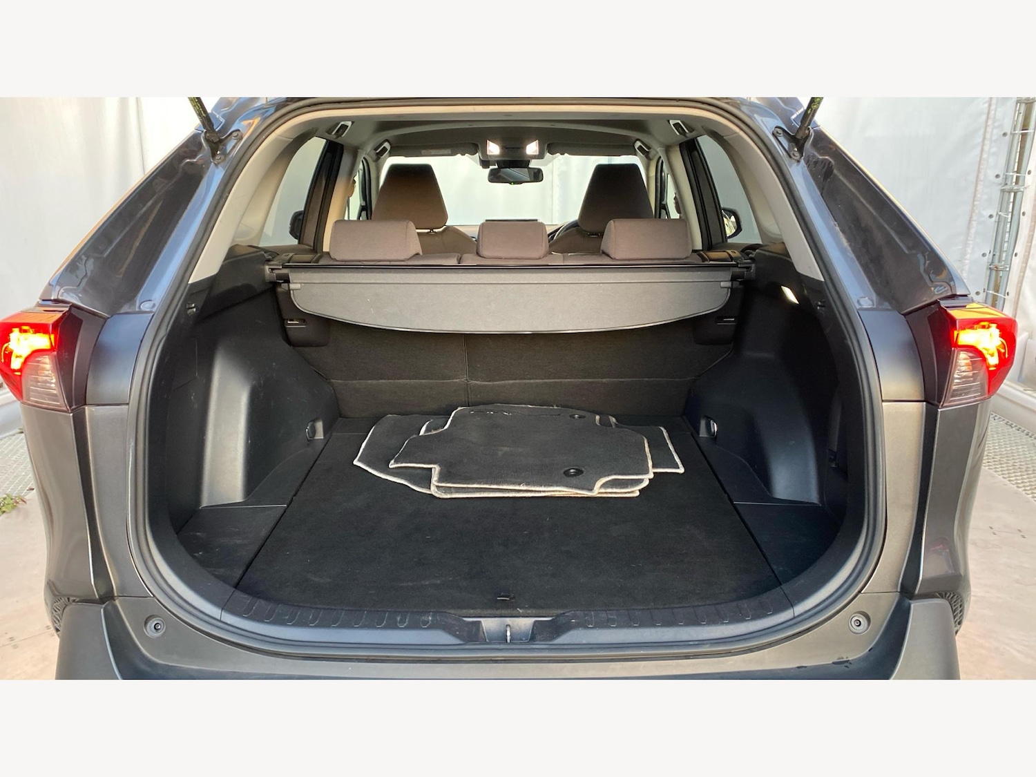 Used Toyota RAV4 2022 for sale - 76765470: Photo 16