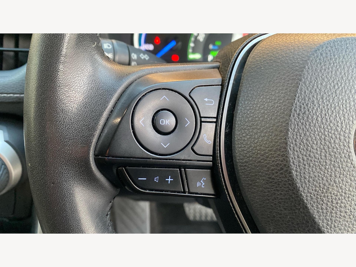 Used Toyota RAV4 2022 for sale - 76765470: Photo 31