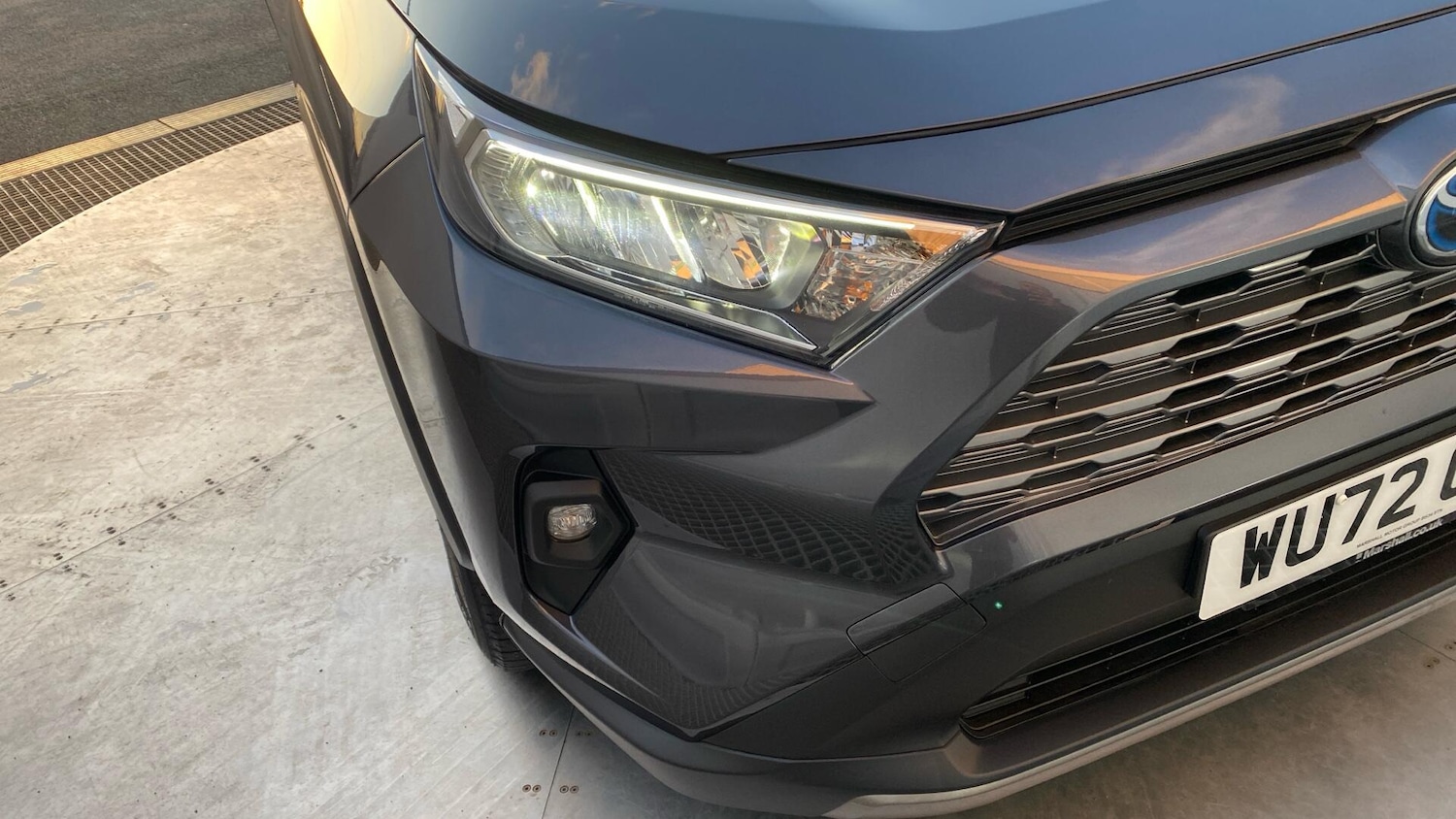 Used Toyota RAV4 2022 for sale - 76765470: Photo 35