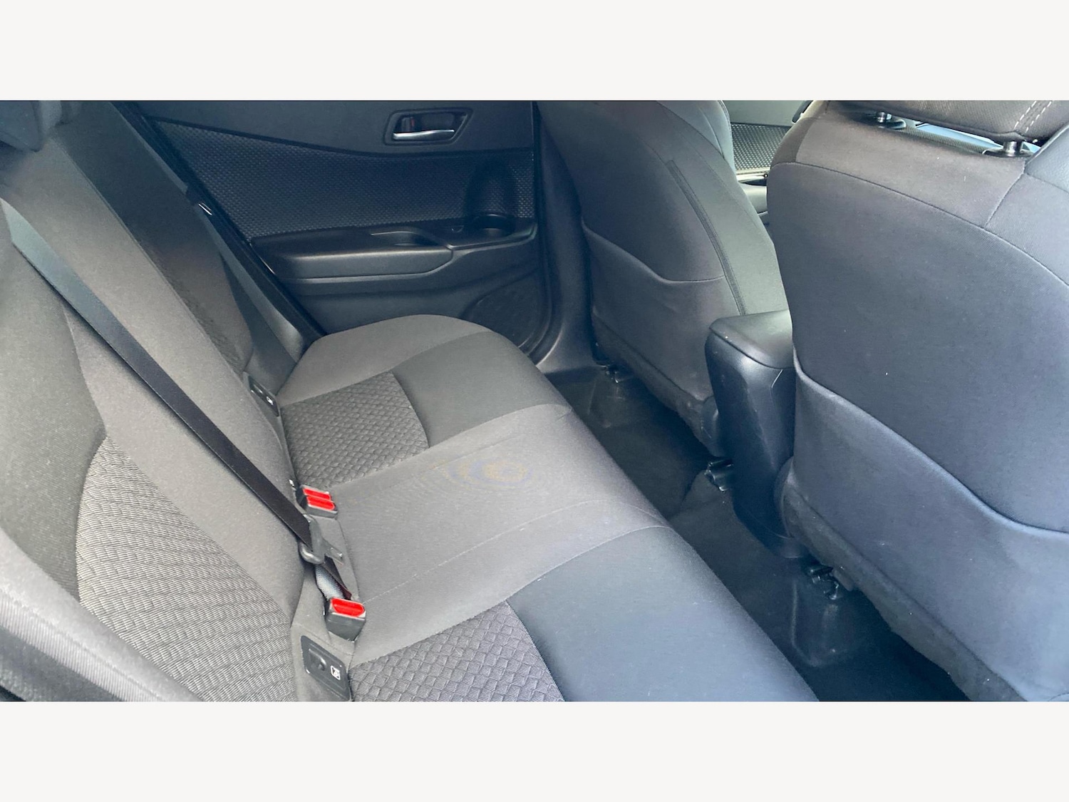 Used Toyota C-HR 2022 for sale - 77090989: Photo 14