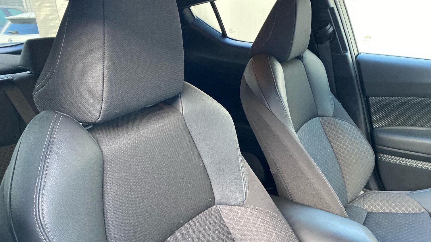 Used Toyota C-HR 2022 for sale - 77090989: Photo 37