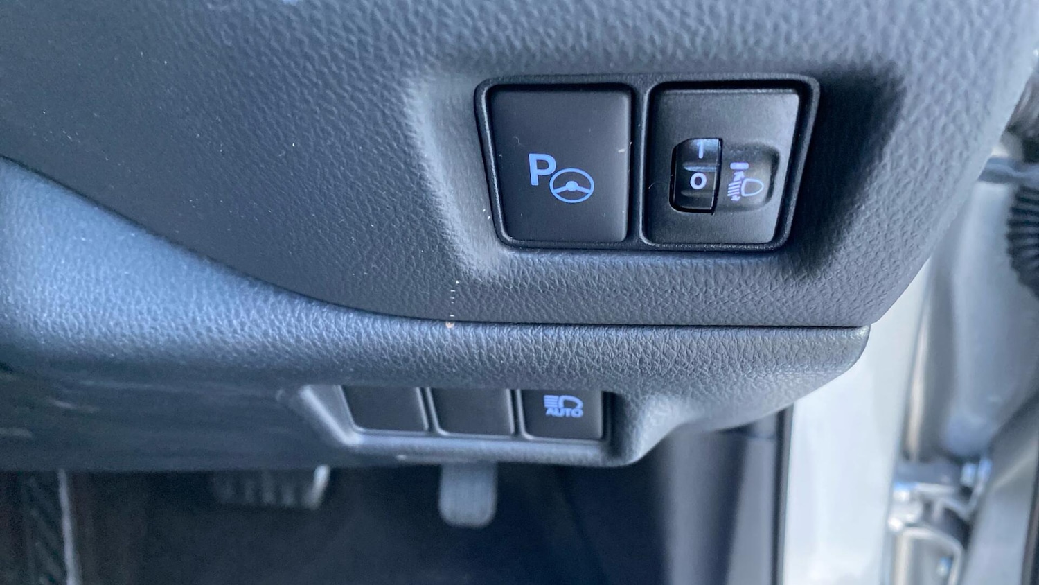 Used Toyota C-HR 2022 for sale - 77090989: Photo 40