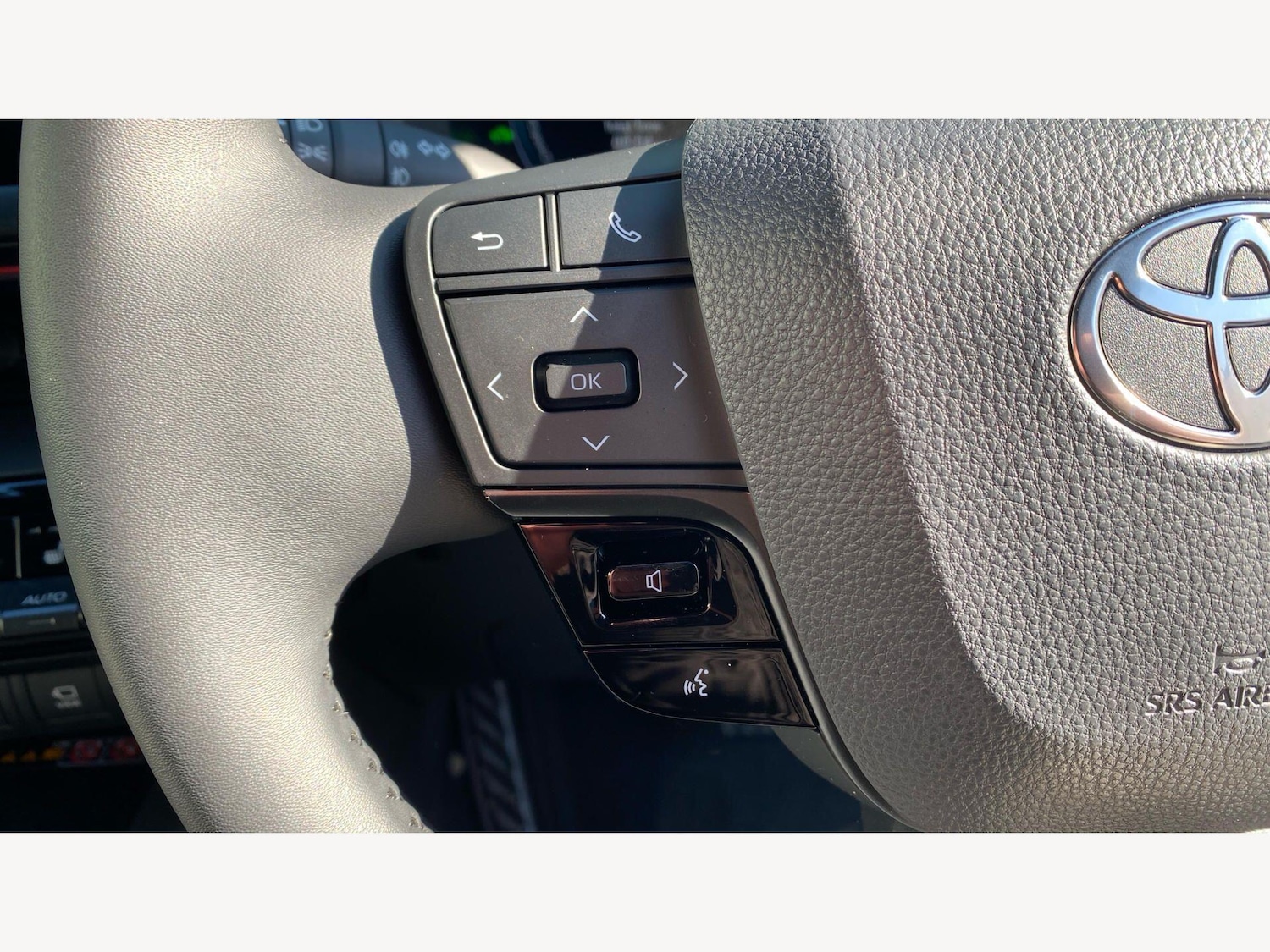 Used Toyota C-HR 2025 for sale - 77969920: Photo 31