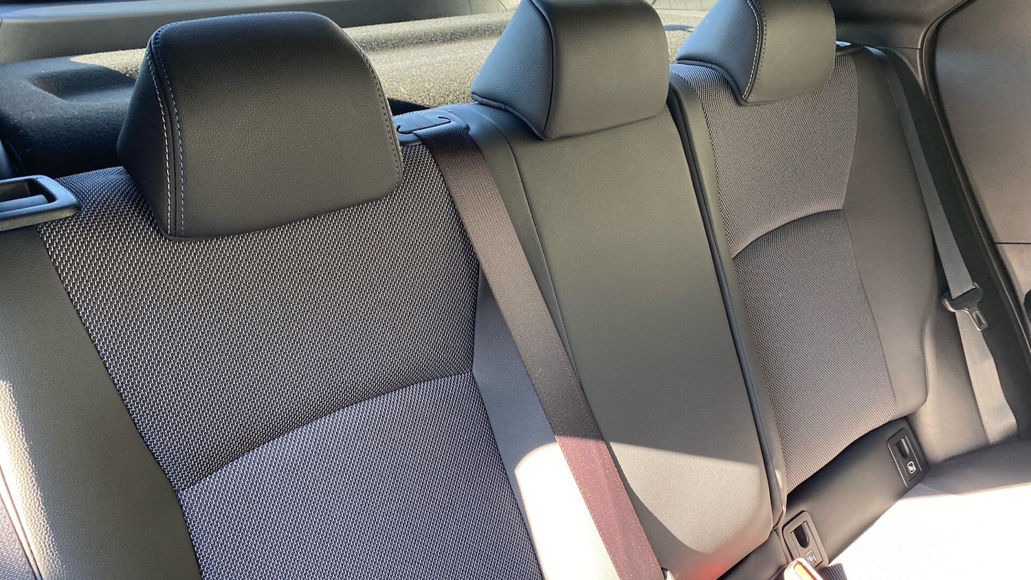 Used Toyota C-HR 2025 for sale - 77969920: Photo 38