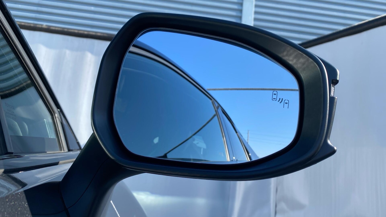 Used Toyota C-HR 2025 for sale - 77969920: Photo 40