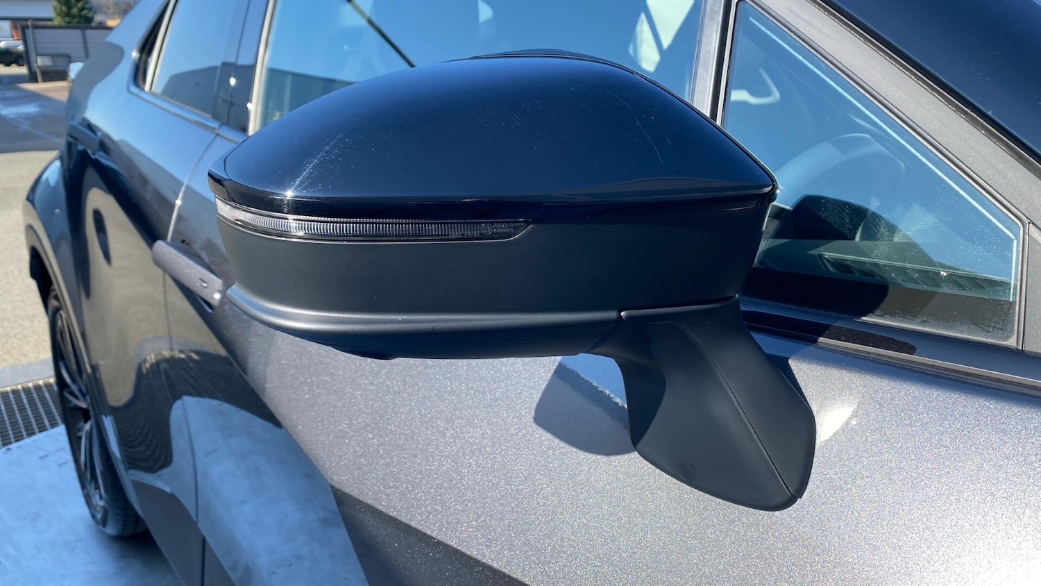 Used Toyota C-HR 2025 for sale - 77969920: Photo 41