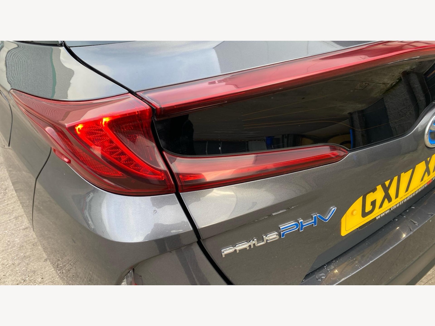 Used Toyota Prius 2017 for sale - 76457361: Photo 23