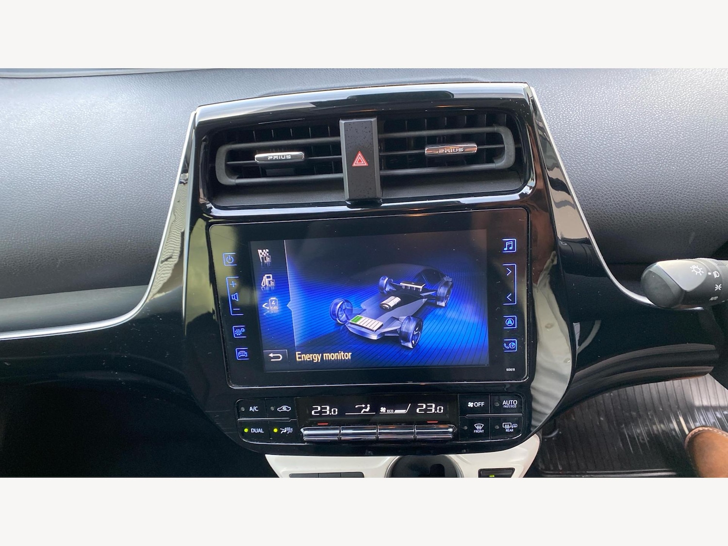 Used Toyota Prius 2017 for sale - 76457361: Photo 24