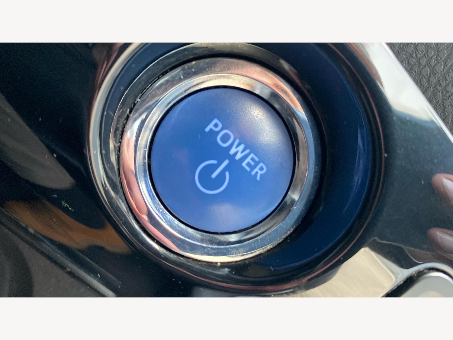 Used Toyota Prius 2017 for sale - 76457361: Photo 28