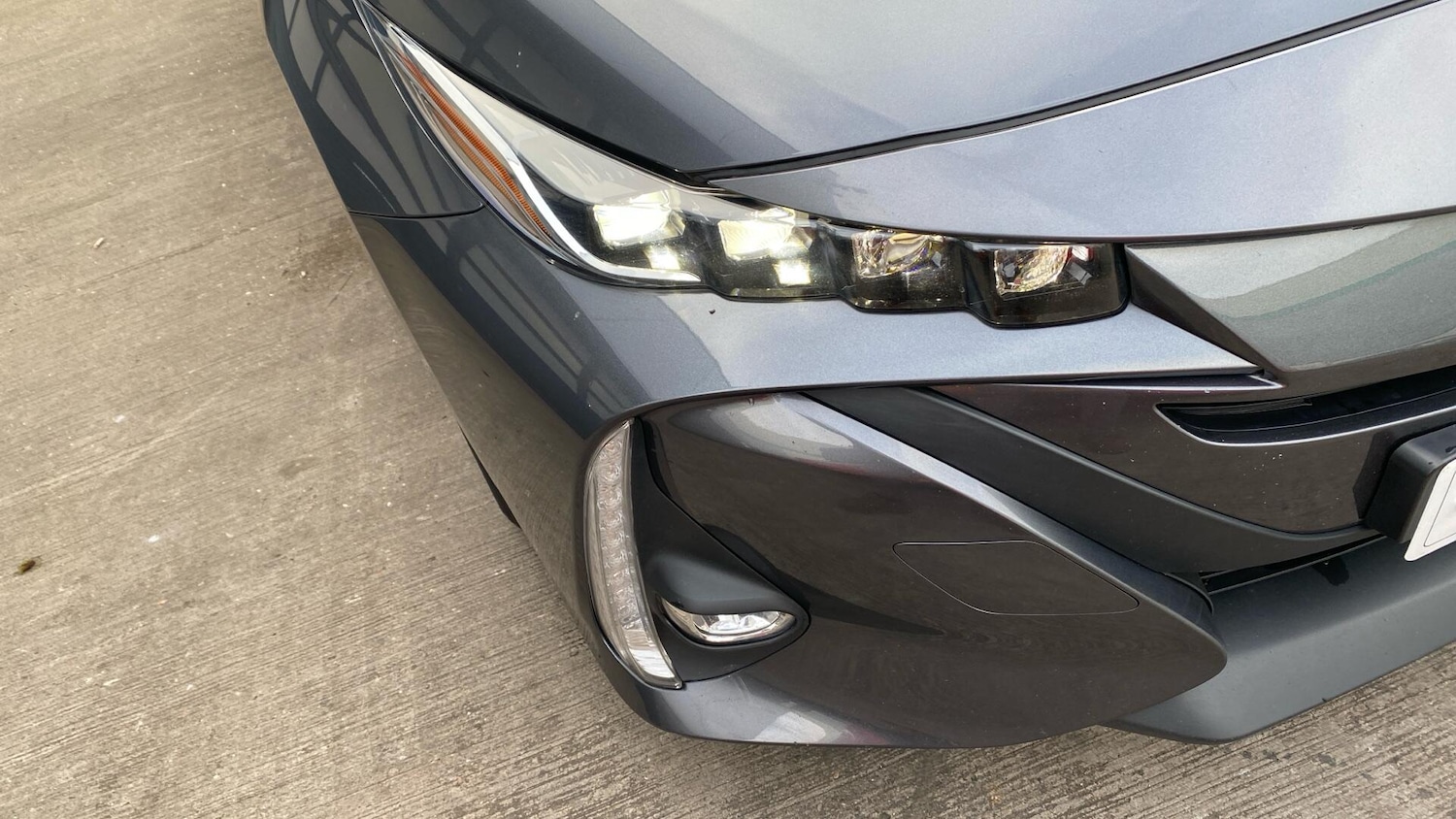 Used Toyota Prius 2017 for sale - 76457361: Photo 37