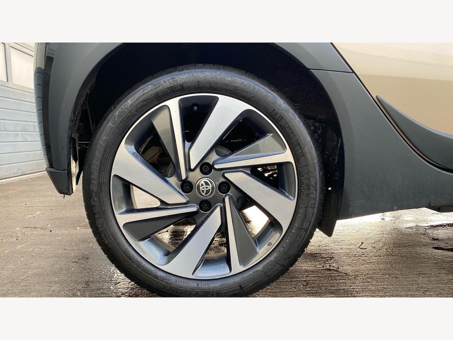 Used Toyota Aygo X 2023 for sale - 77344884: Photo 20