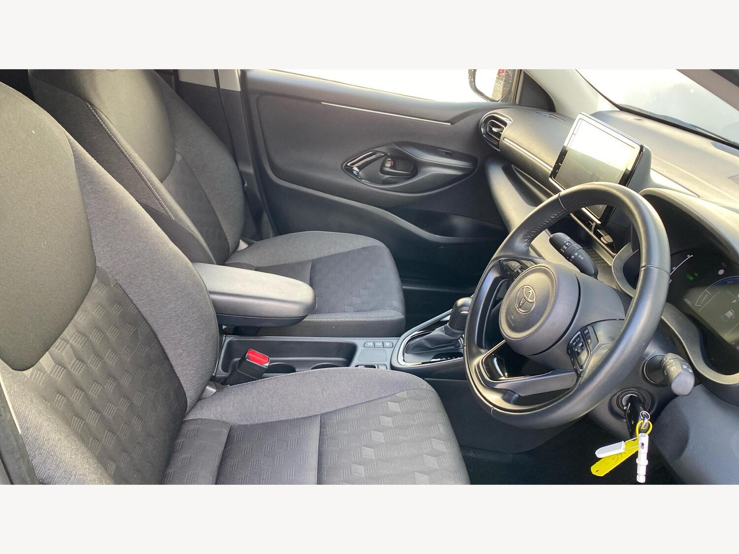 Used Toyota Yaris 2024 for sale - 76485514: Photo 13