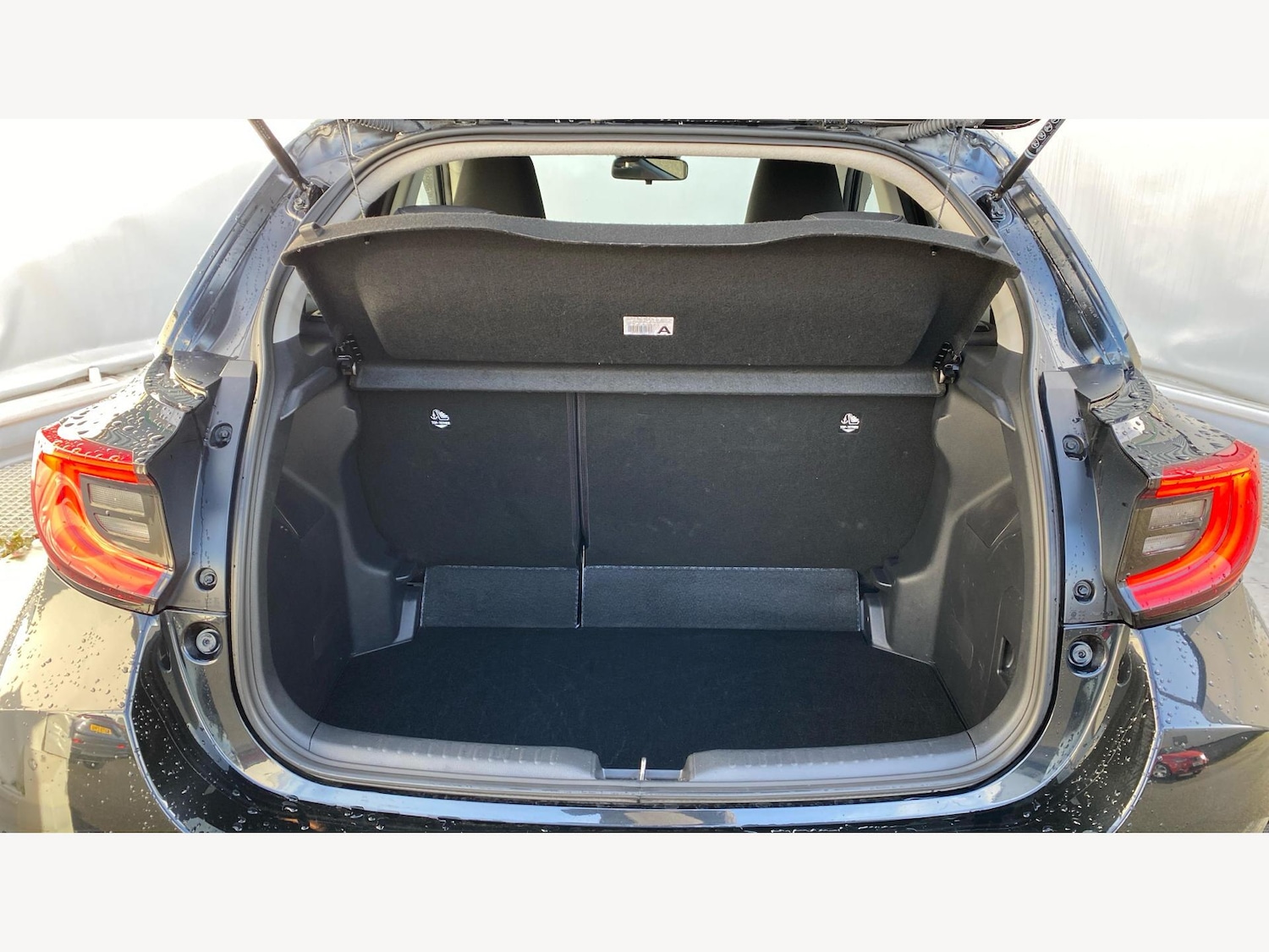 Used Toyota Yaris 2024 for sale - 76485514: Photo 16