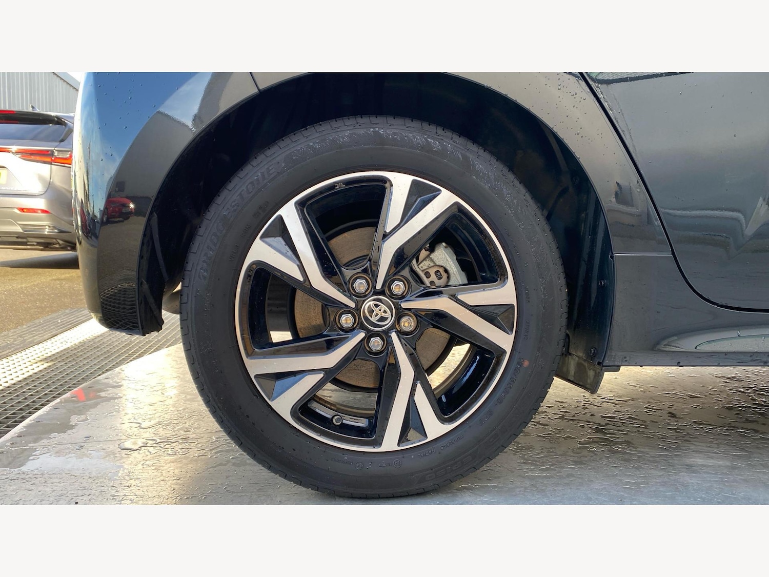 Used Toyota Yaris 2024 for sale - 76485514: Photo 20