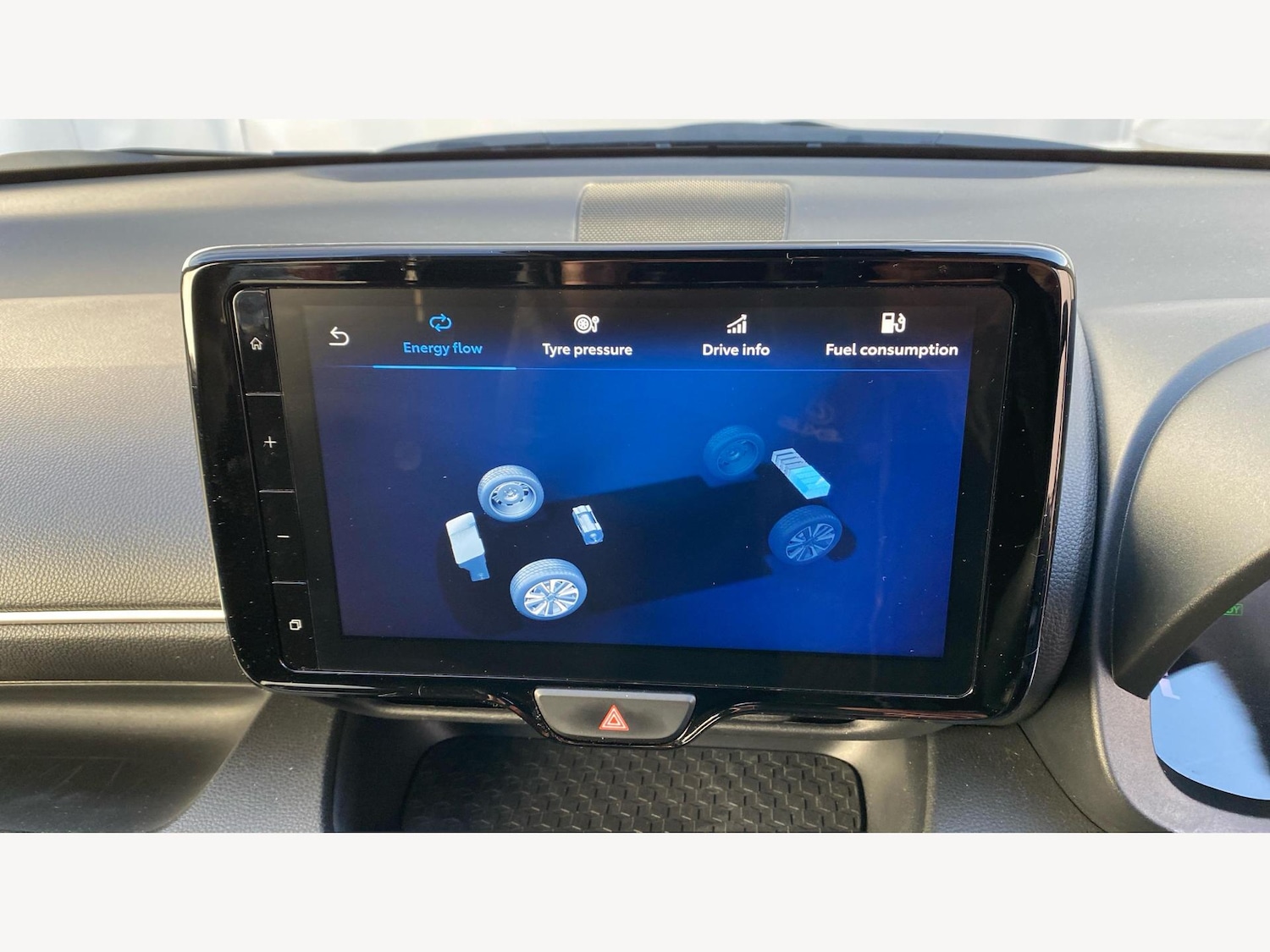 Used Toyota Yaris 2024 for sale - 76485514: Photo 24