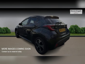 Used Toyota Yaris 2024 for sale - 76485514: Photo