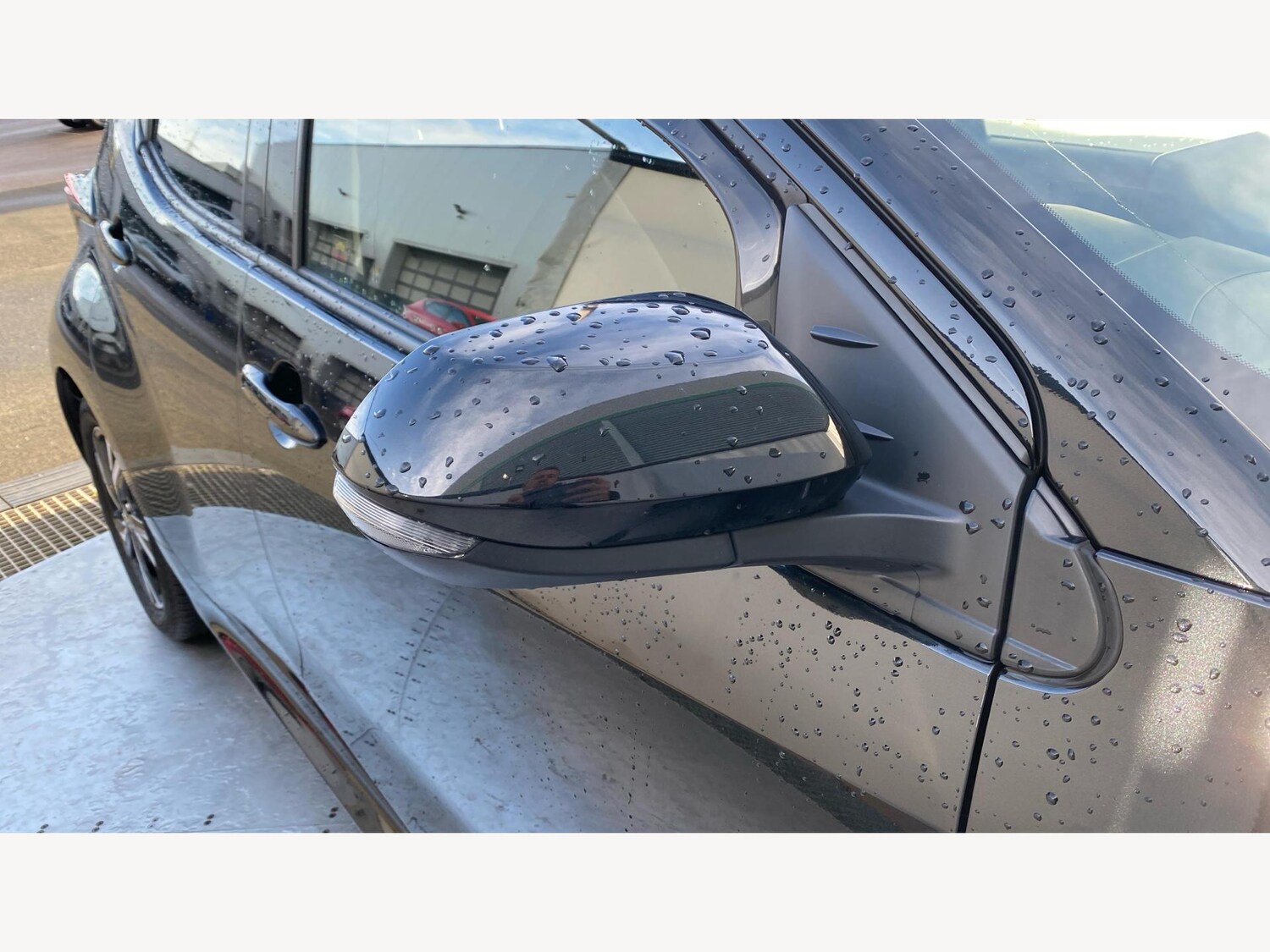 Used Toyota Yaris 2024 for sale - 76485514: Photo 32