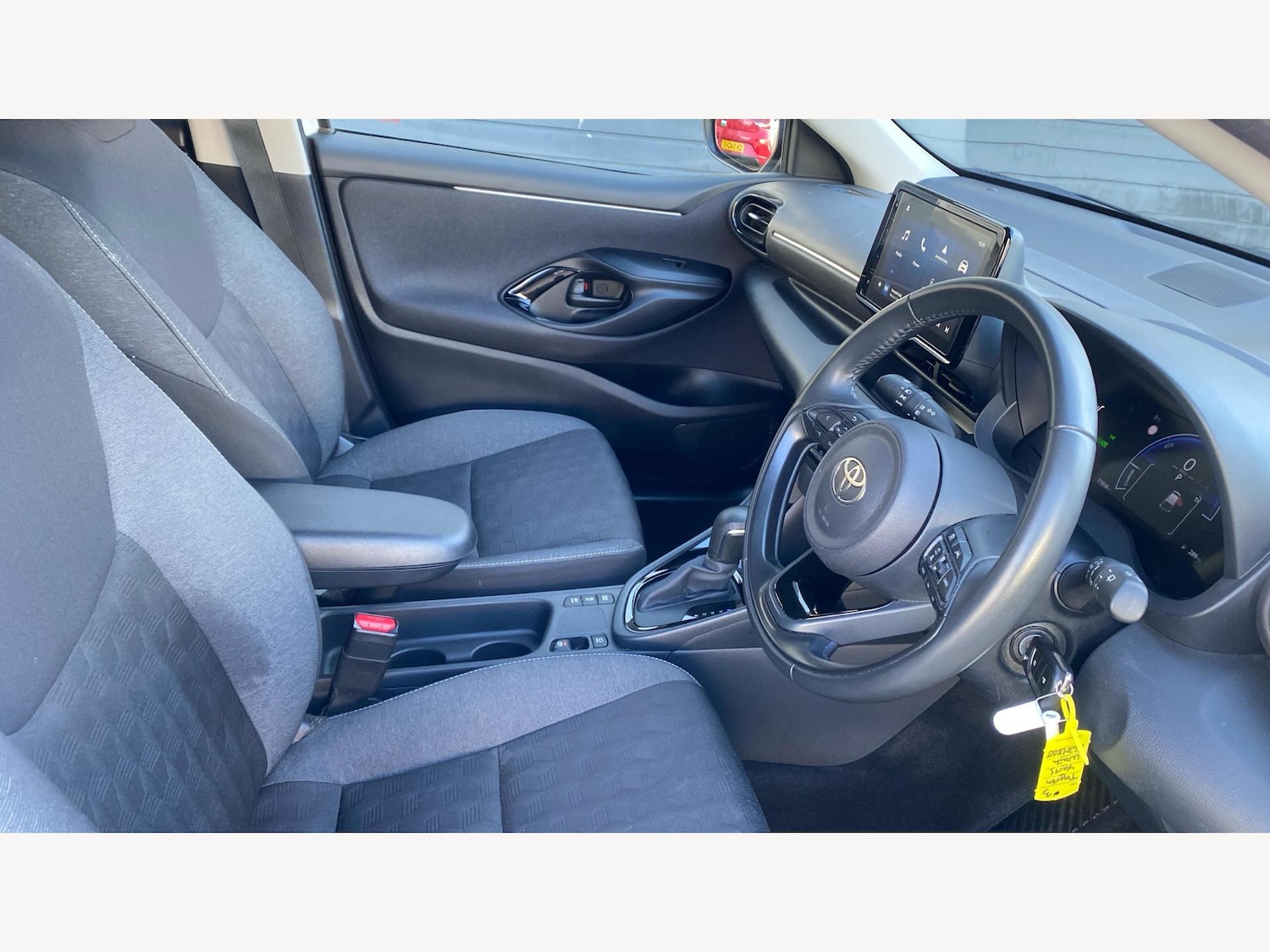 Used Toyota Yaris 2024 for sale - 76765944: Photo 13