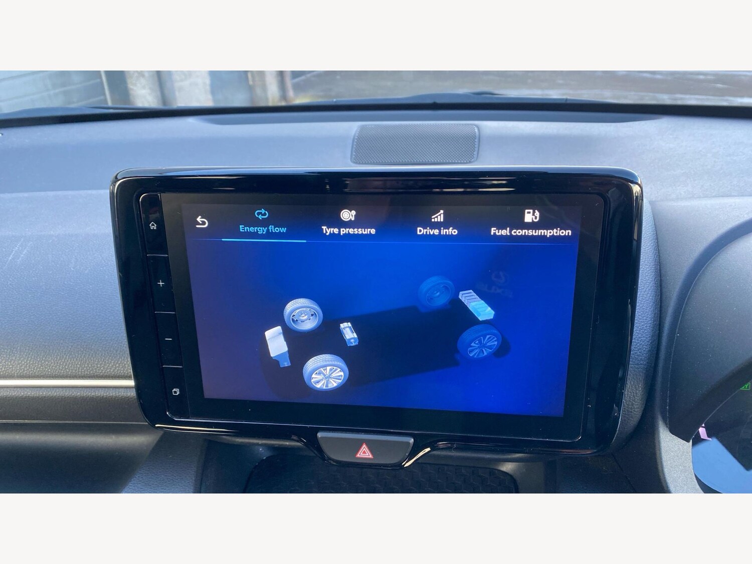 Used Toyota Yaris 2024 for sale - 76765944: Photo 25