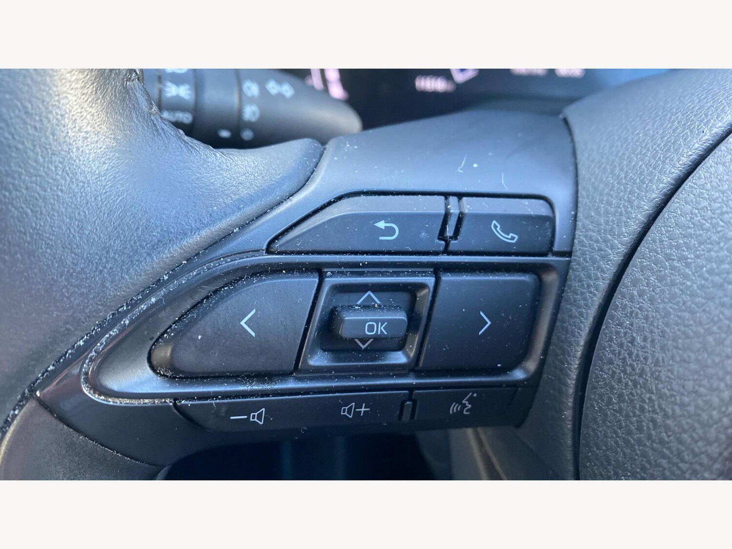 Used Toyota Yaris 2024 for sale - 76765944: Photo 29