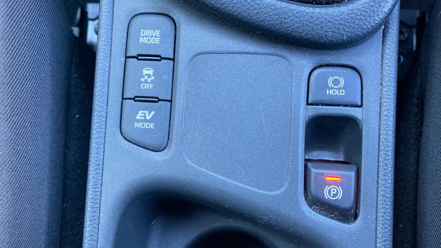 Used Toyota Yaris 2024 for sale - 76765944: Photo 38