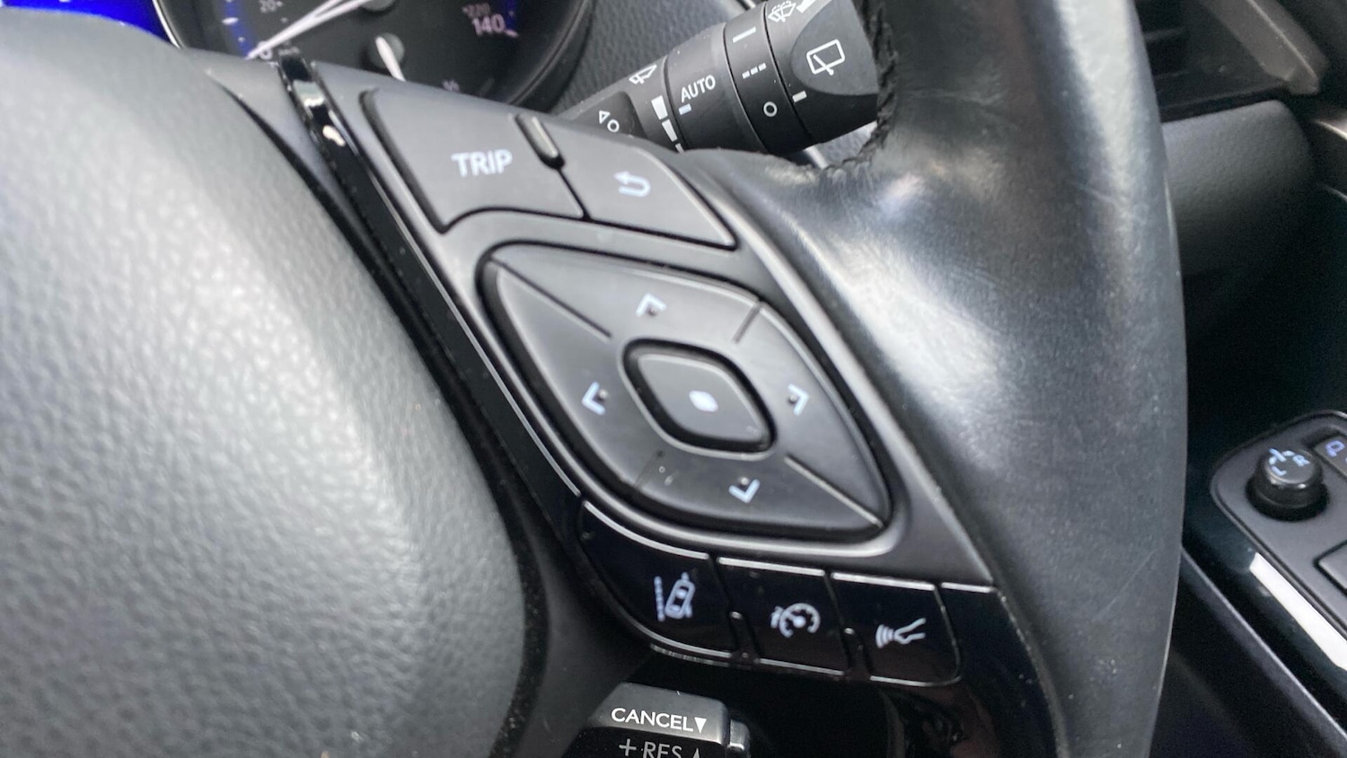 Used Toyota C-HR for sale - 77853953: Photo 32