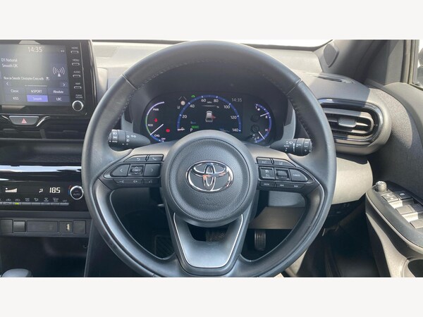 Used Toyota Yaris Cross 2023 for sale - 74965919: Photo 10