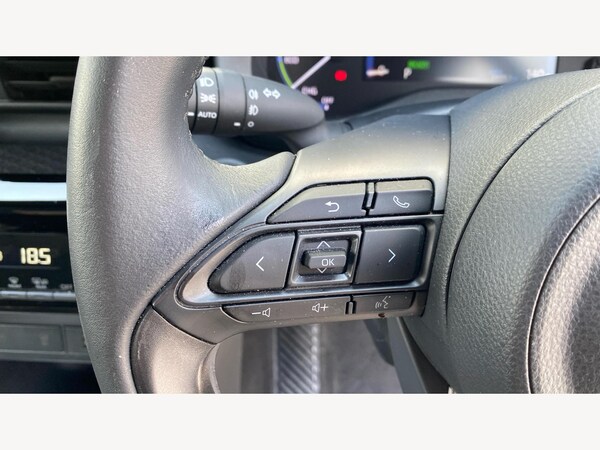 Used Toyota Yaris Cross 2023 for sale - 74965919: Photo 31