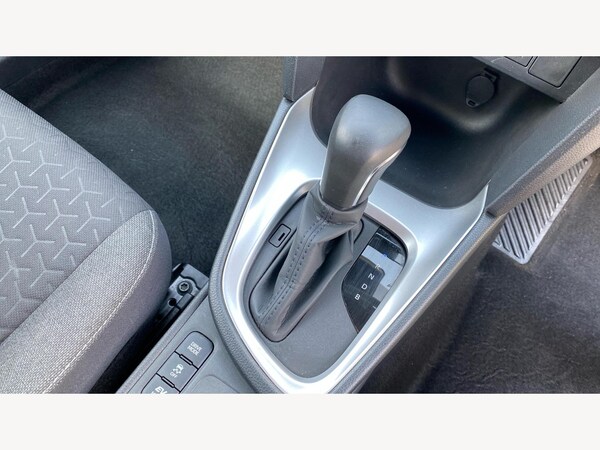 Used Toyota Yaris Cross 2023 for sale - 74965919: Photo 40
