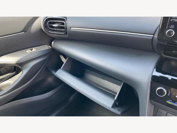 Used Toyota Yaris Cross 2023 for sale - 74965919: Photo 42