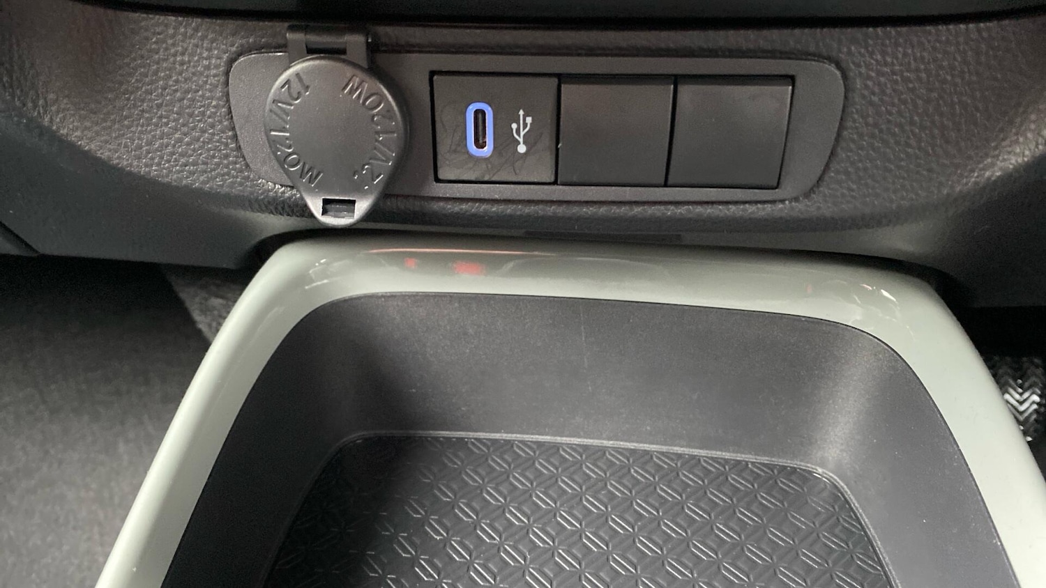 Used Toyota Aygo X 2024 for sale - 77343920: Photo 36