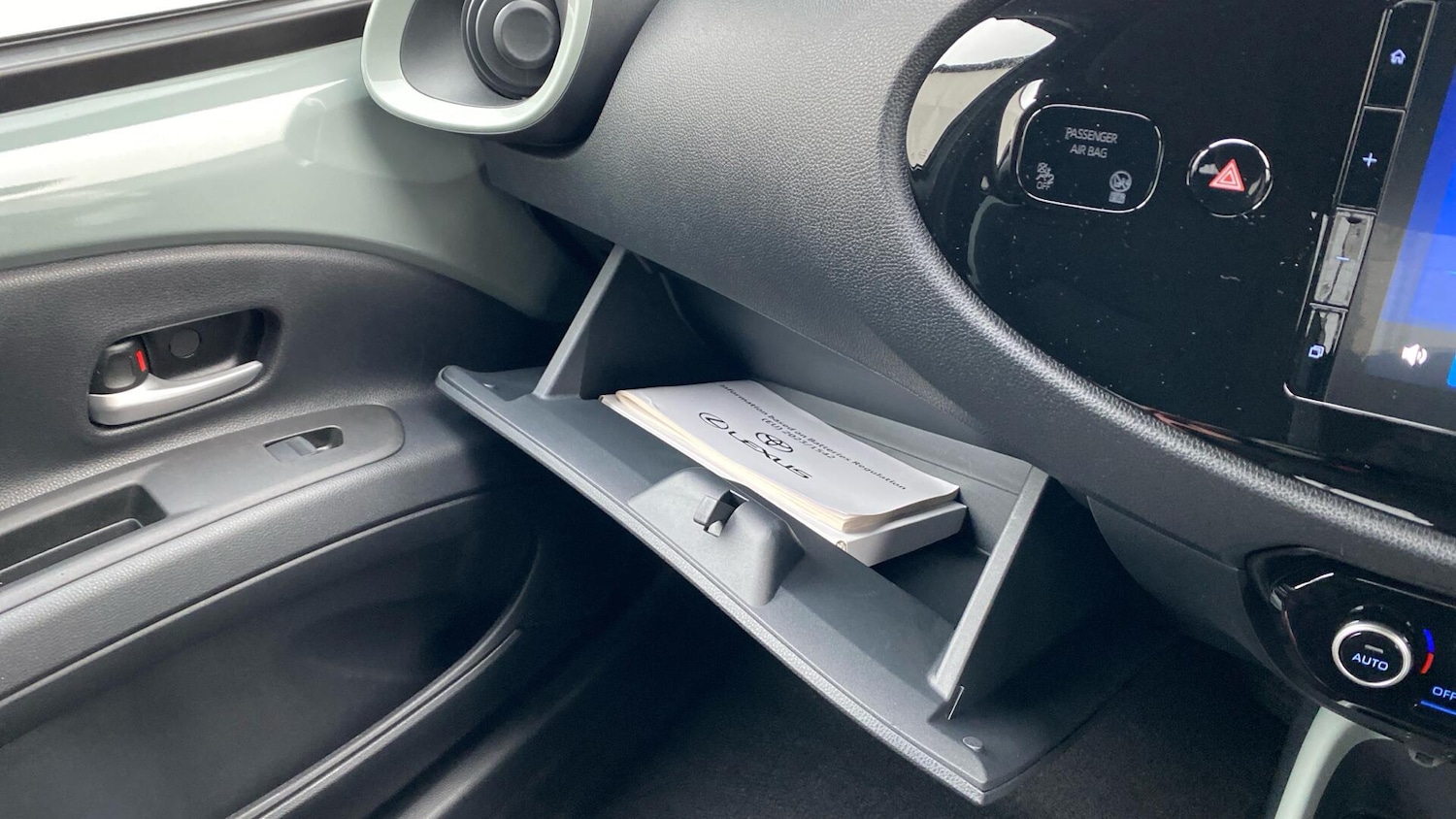 Used Toyota Aygo X 2024 for sale - 77343920: Photo 38