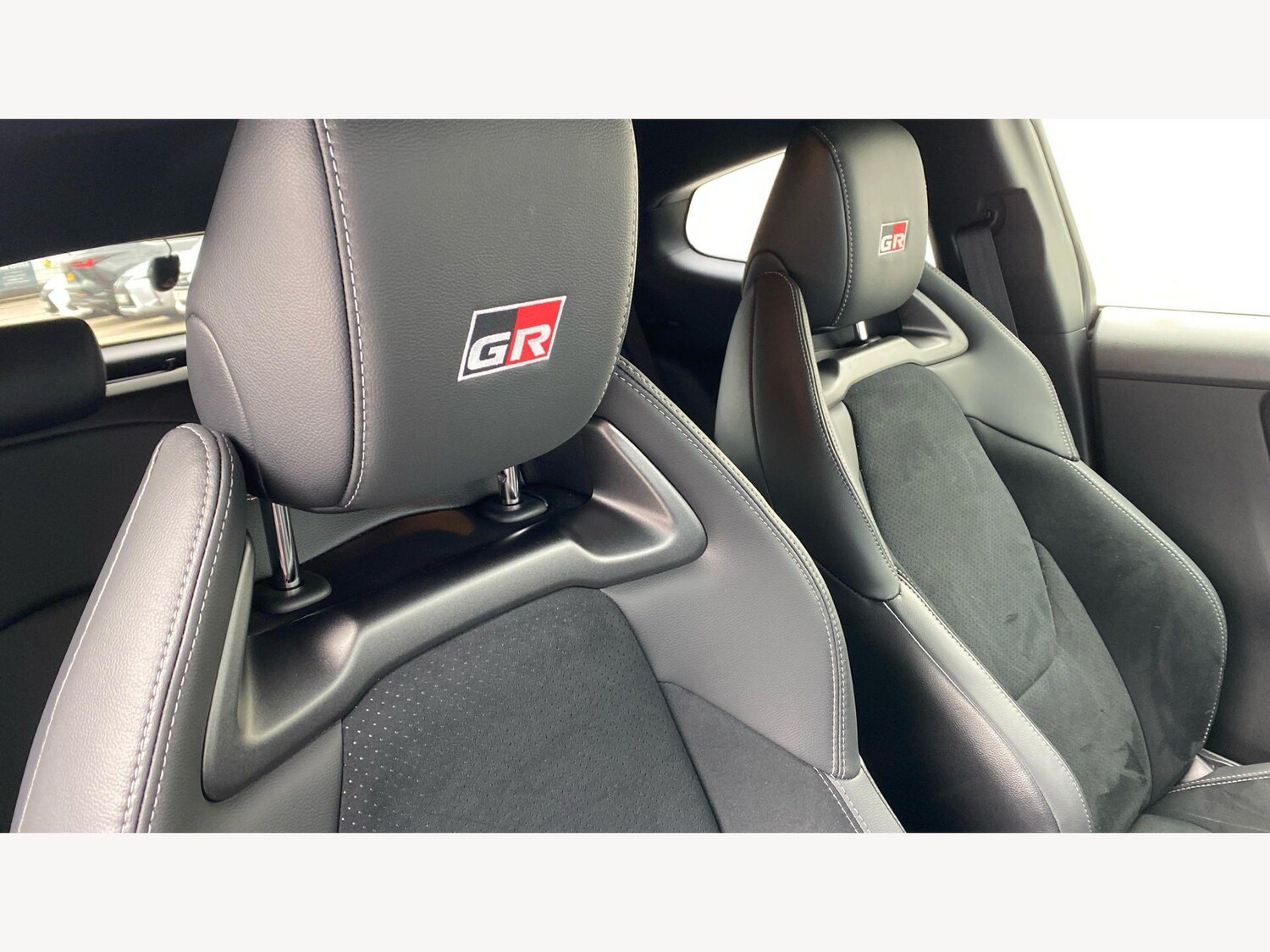 Used Toyota Yaris 2024 for sale - 78062985: Photo 30