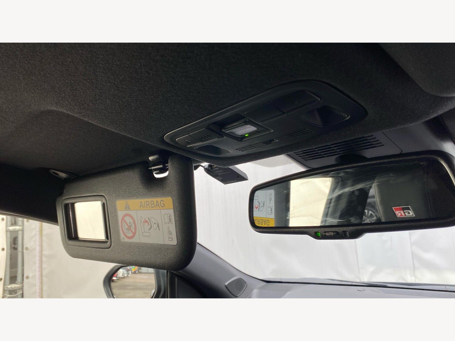 Used Toyota Yaris 2024 for sale - 78062985: Photo 47