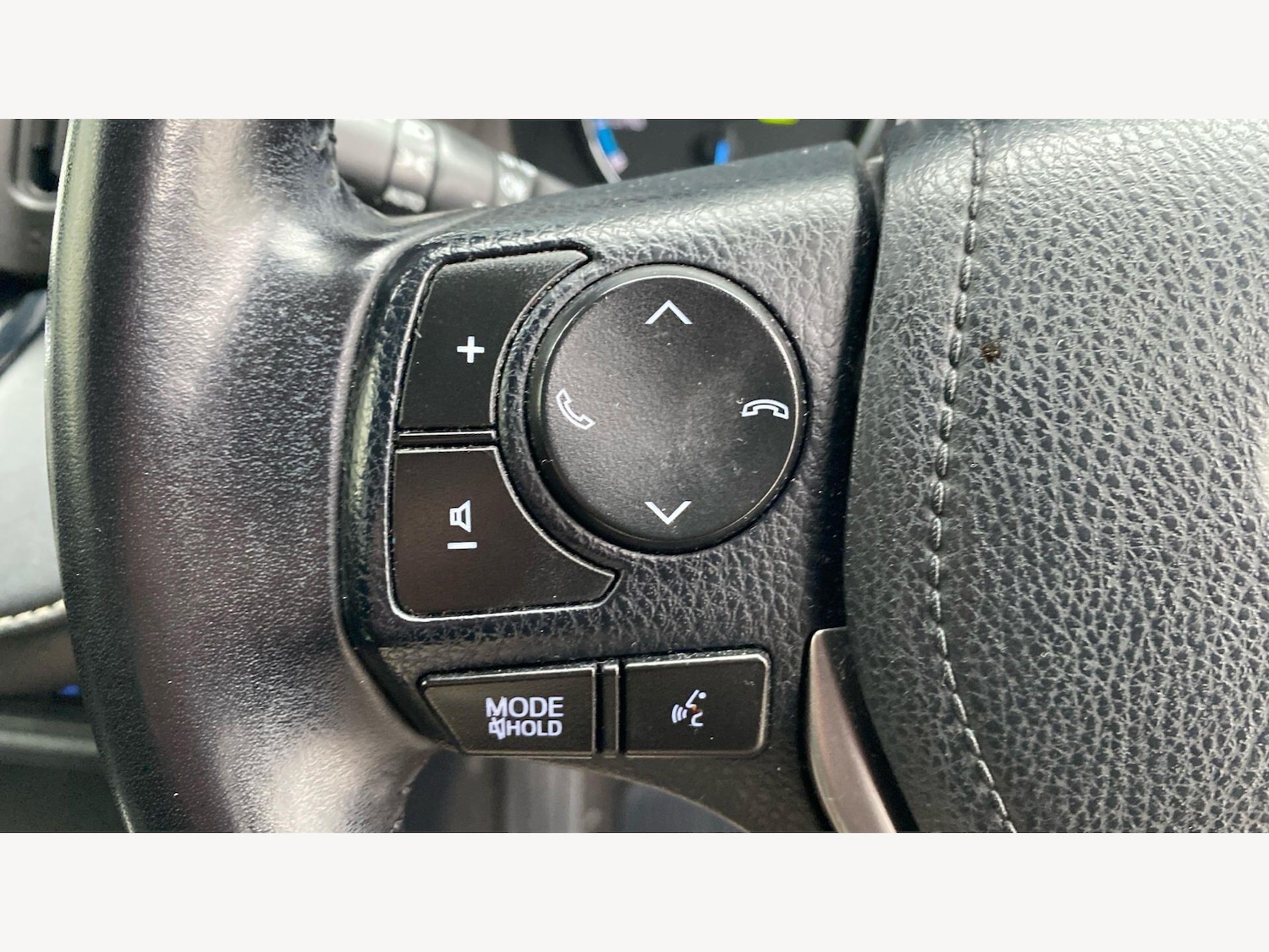 Used Toyota RAV4 2017 for sale - 77626260: Photo 30