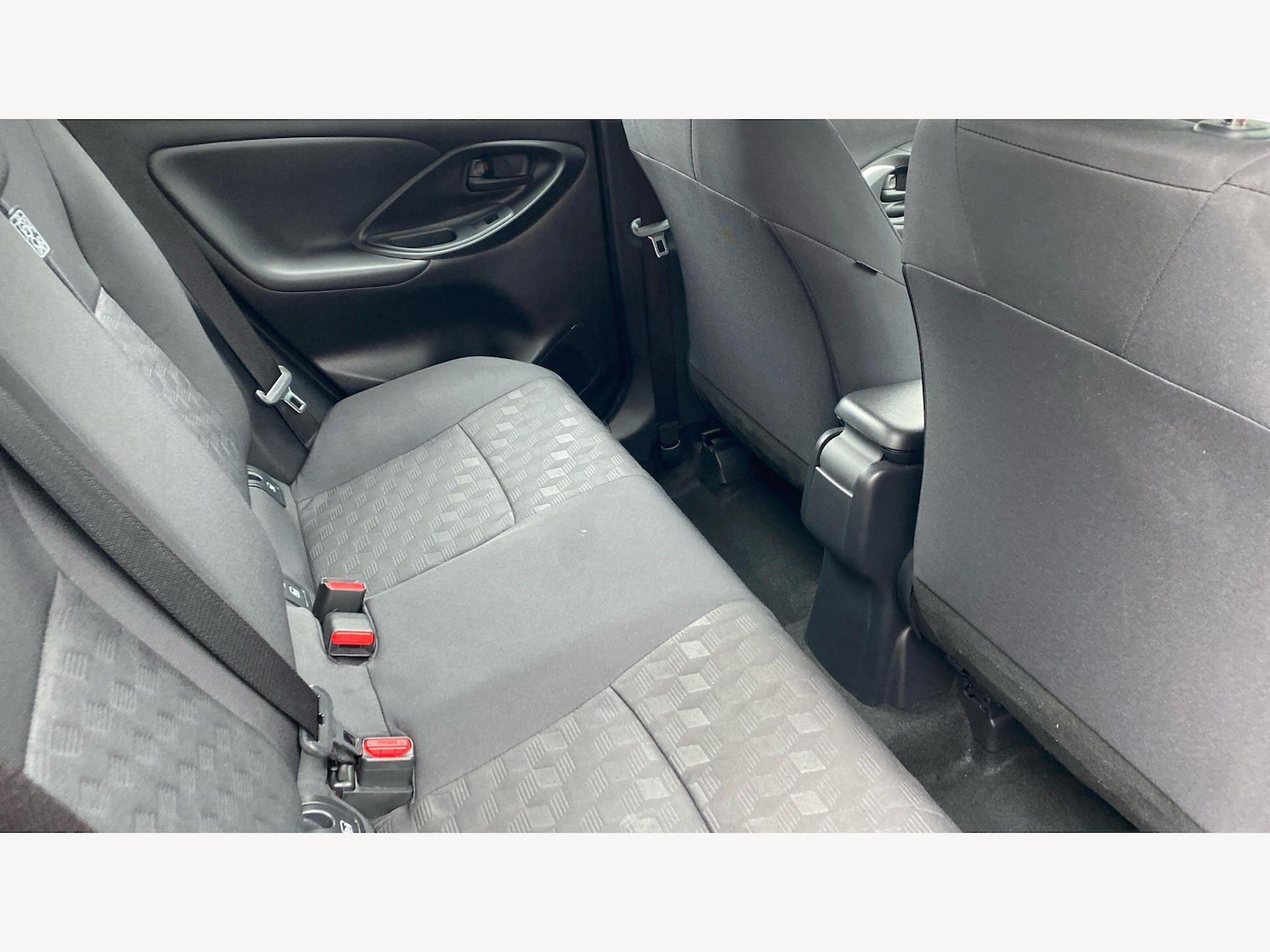 Used Toyota Yaris for sale - 77612273: Photo 14