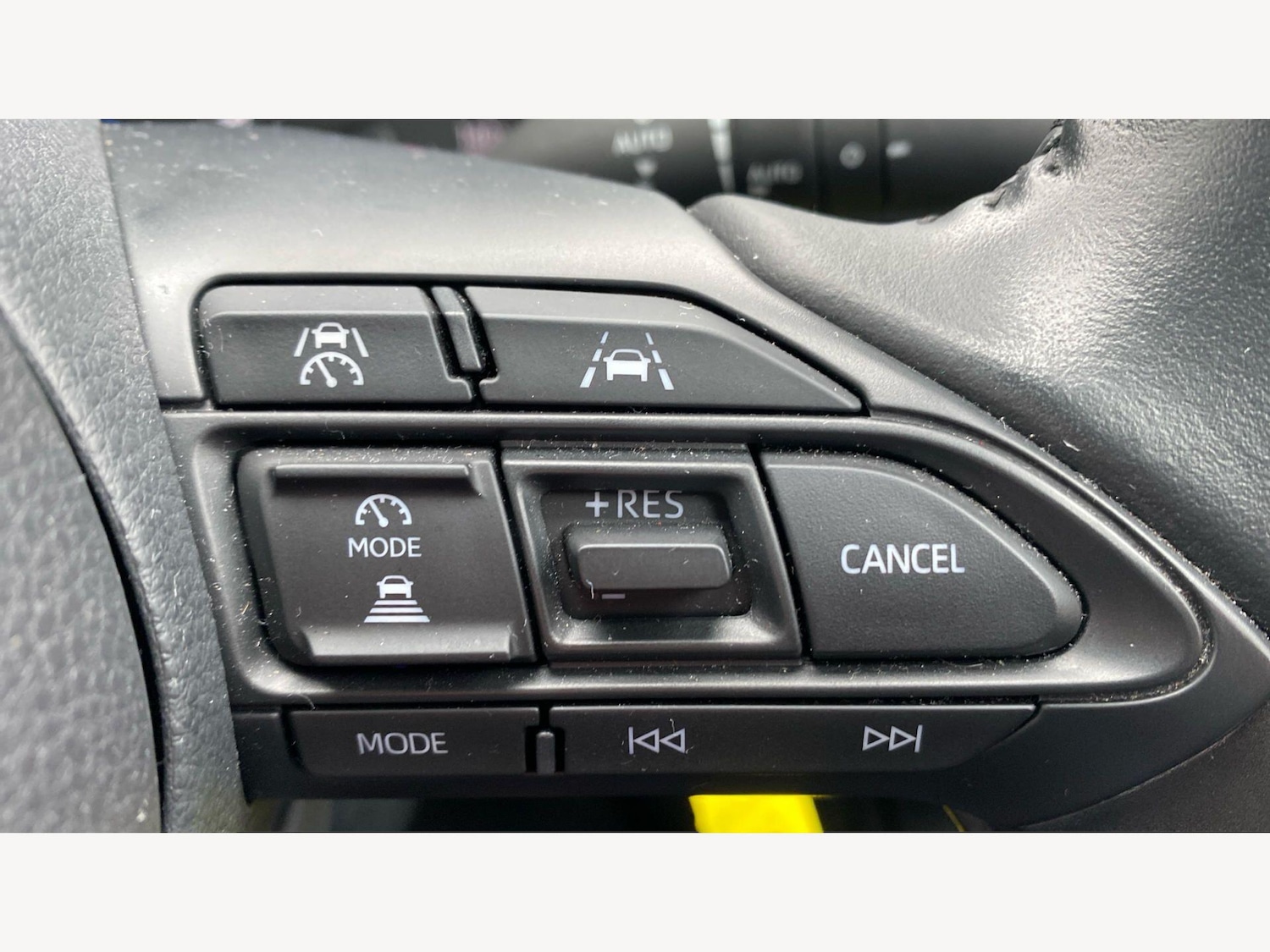 Used Toyota Yaris for sale - 77612273: Photo 29