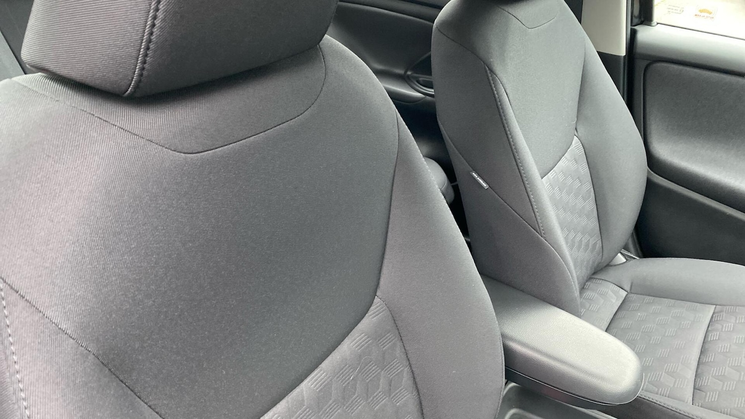 Used Toyota Yaris for sale - 77612273: Photo 33