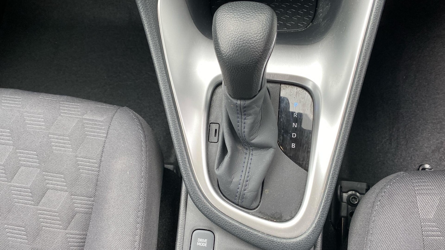 Used Toyota Yaris for sale - 77612273: Photo 39